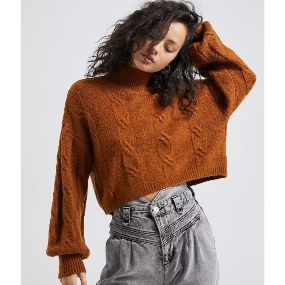 Urban Outtfitters Cable Knit Mock Neck Crop Top Sweater Brown M Medium Mercer
